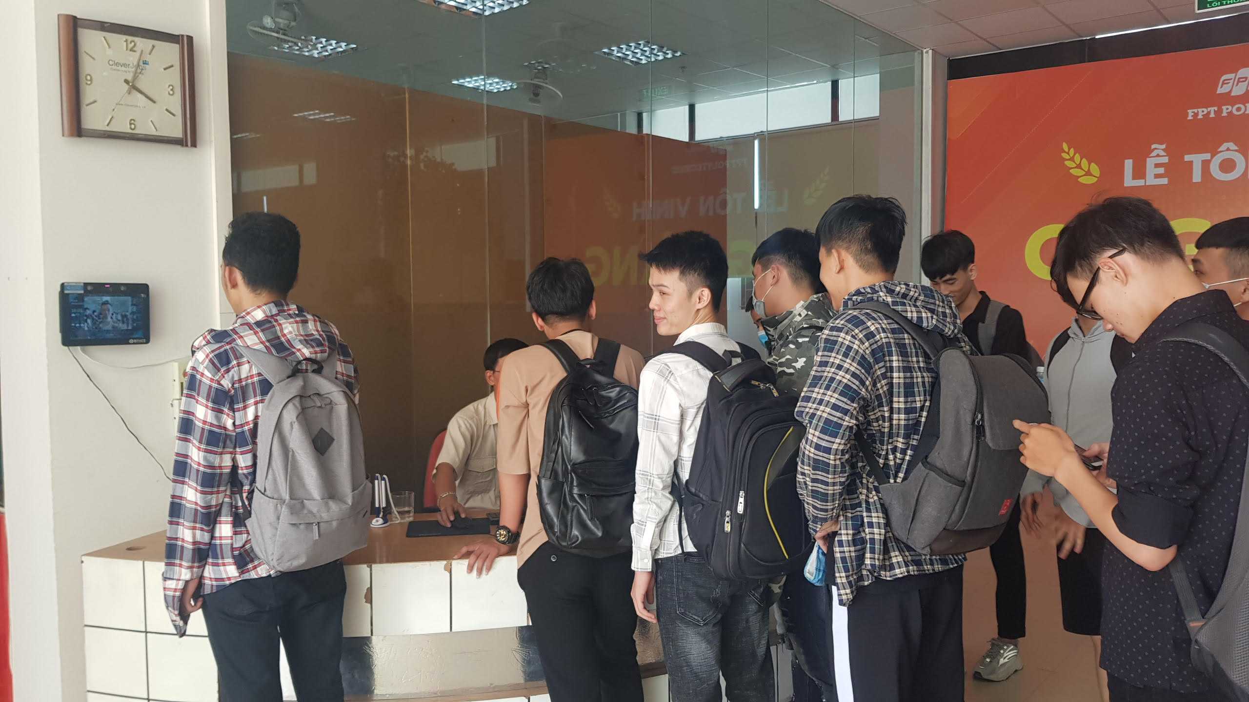 su dung biface diem danh khuon mat cho sinh vien truong fpt polytechnic 2999 1